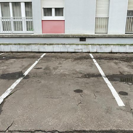 Au Coeur Des Arenes - Parking Prive Apartment Metz Ngoại thất bức ảnh