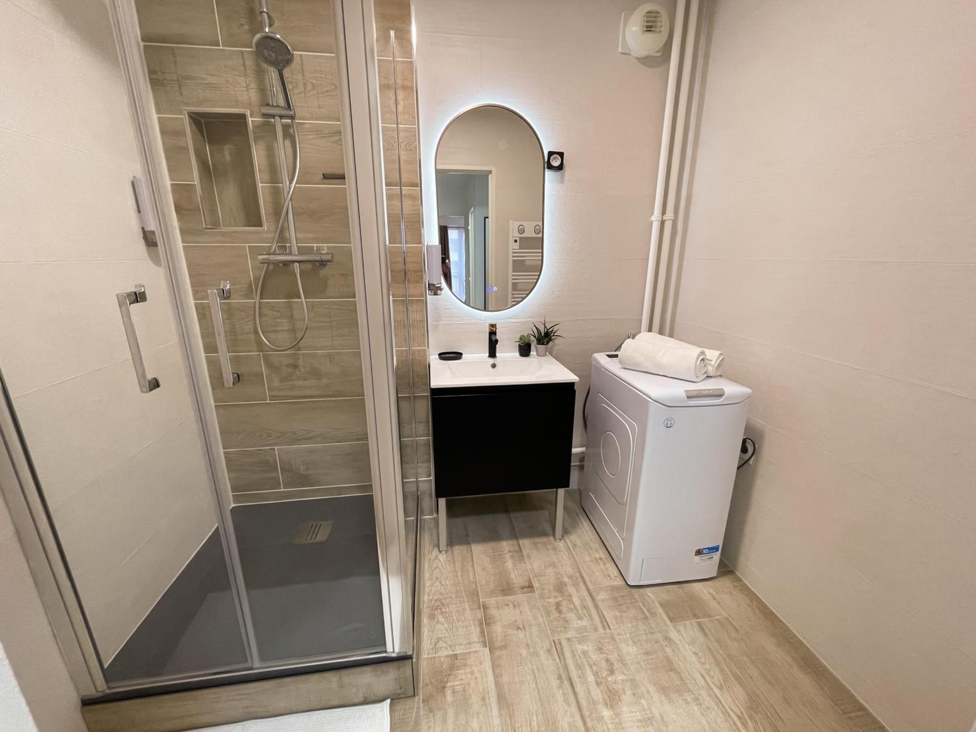 Au Coeur Des Arenes - Parking Prive Apartment Metz Ngoại thất bức ảnh
